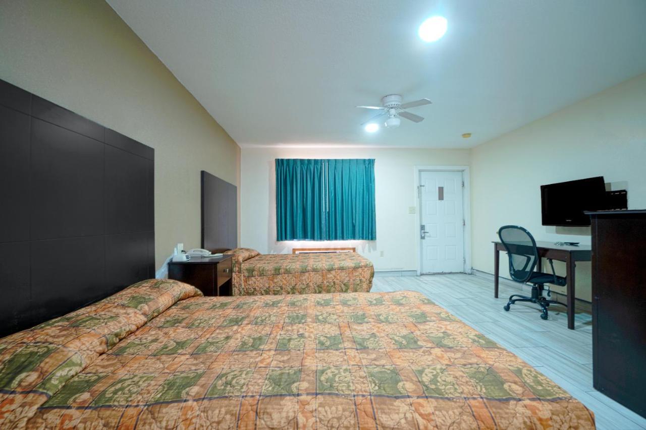 Texas Inn San Benito Near Harlingen 外观 照片