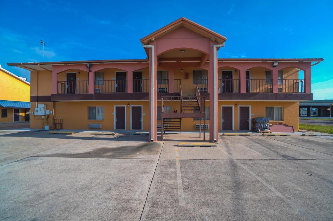 Texas Inn San Benito Near Harlingen 外观 照片